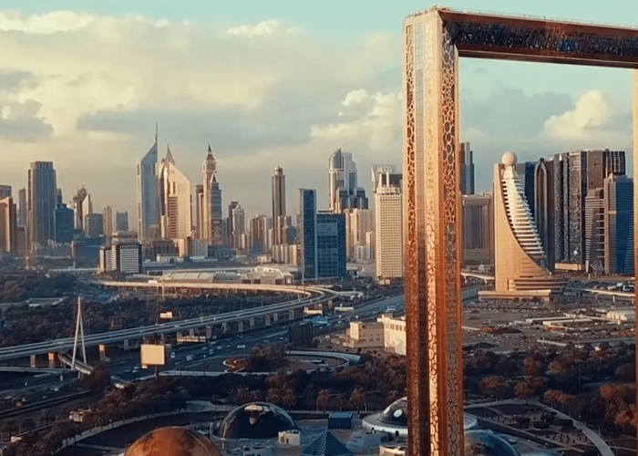Half Day City Tour and Dubai Frame