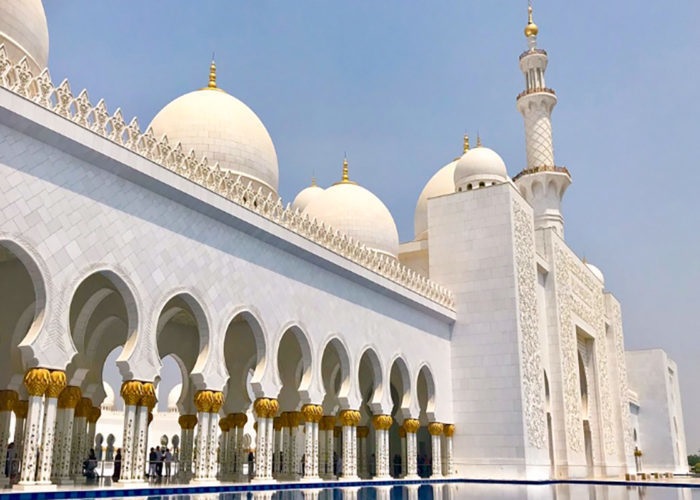 Grand Mosque Abu Dhabi Half Day Tour